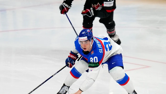 Čaká v NHL mladíka Slafkovského pocta hodná veterána? Zámorský expert má jednoznačnú odpoveď