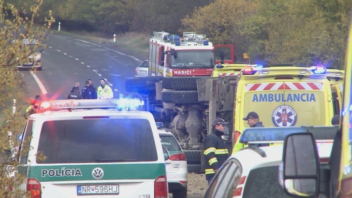 Nemeckí policajti prehľadávajú pozemok v súvislosti s prípadom zmiznutej Madeleine McCannovej.