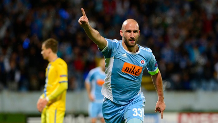 Robert Vittek (Slovan) sa teší po strelení vyrovnávajúceho gólu do siete Bate Borisov.