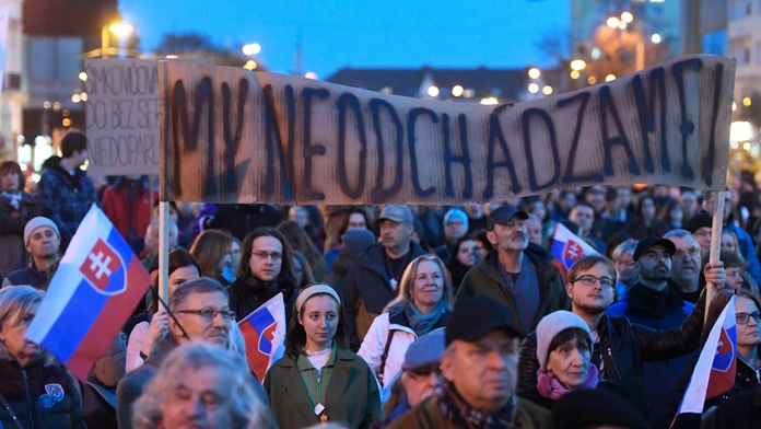 Archívna snímka z opozičných protestov.