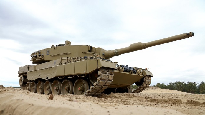 Tank Leopard 2A4 