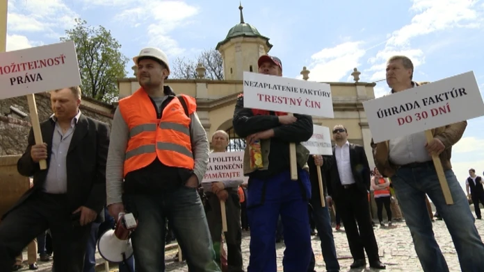 Veritelia Váhostavu nedostanú všetky peniaze