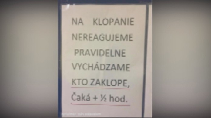 Nápis na istej ambulancii v Nitre.