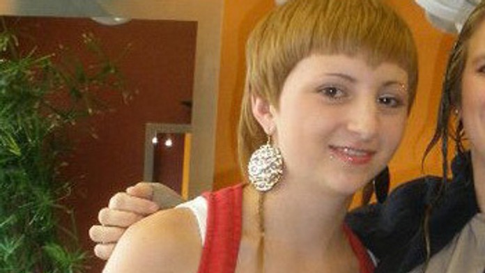 Zo škaredého káčatka vyplastikovaná hviezda pre dospelých