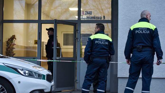 Najmenej 15 zranených pri výbuchu sopky pri lyžiarskom stredisku.