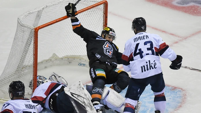 Extraliga: Košice šiestimi gólmi uzemnili Slovan. Prvé play-off na Spiši muselo rozlúsknuť predĺženie
