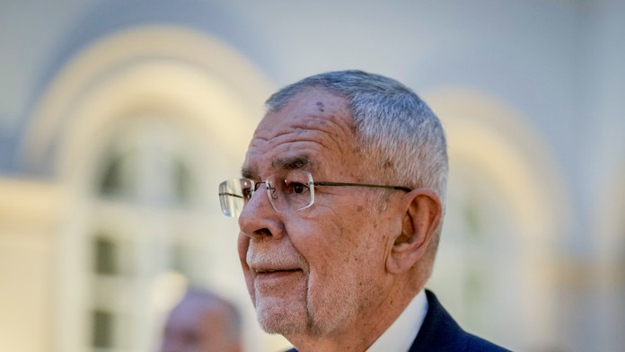 Pes moldavskej prezidentky pohrýzol prezidenta Rakúska