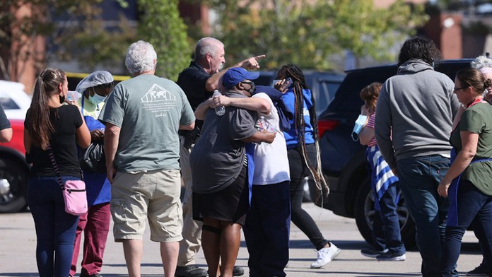 Po streľbe v supermarkete v Tennessee.
