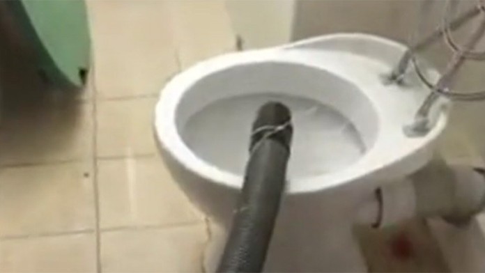 Zatekanie v parlamenty vyriešili takto.