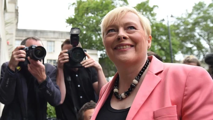 Angela Eagleová