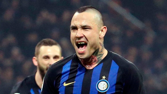 Tomáš Tatar (vľavo) a Max Domi z Montrealu oslavujú gól proti Floride.