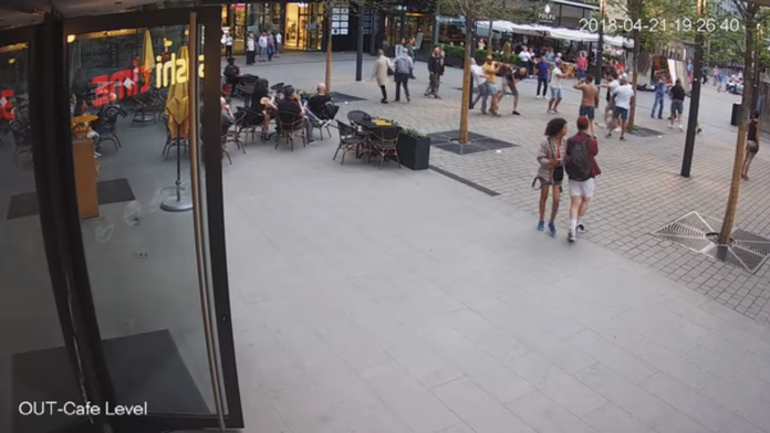 K bitke došlo v centre Prahy. 