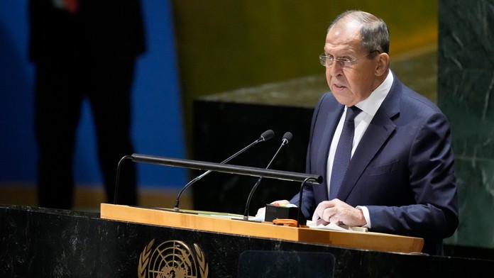 Lavrov obvinil Západ zo snahy oslabiť ruský vplyv v Arménsku. „Olej do ohňa“ majú prilievať aj Arméni