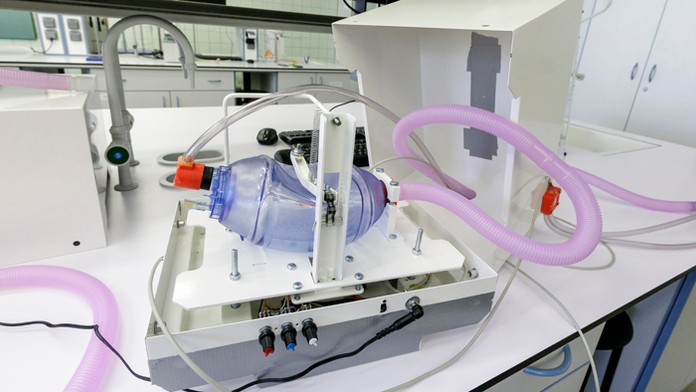 Rekonštrukcia nehody autobusu za Malantou, ktorá sa stali v novembri 2019.