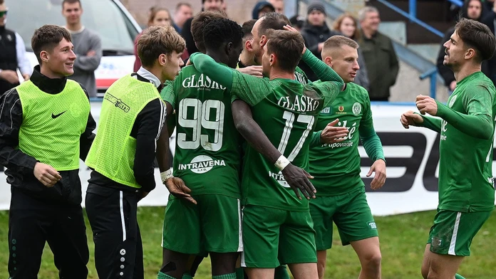 O najstarší slovenský futbalový klub sa zaujímajú štyria kupci. Len jeden je zo Slovenska