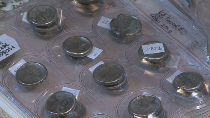 Nájdené strieborné mince slovenských Keltov. 