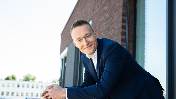 Prečo je dôležité mať slobodné a nezávislé médiá? Pýtali sme sa moderátora Michala Kovačiča