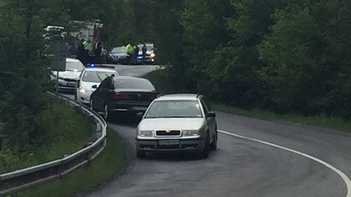 Medzi Banskou Štiavnicou a obcou Banská Belá zomrel pri nehode poslanec Ondrej Binder. 