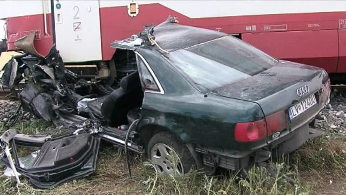 vlak-auto-fotoweb_jpg_bez_watermarku_1.jpg