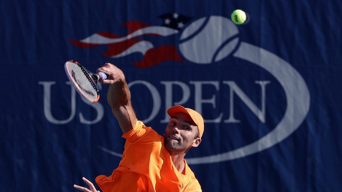 Chorvát Ivo Karlovič počas US Open.