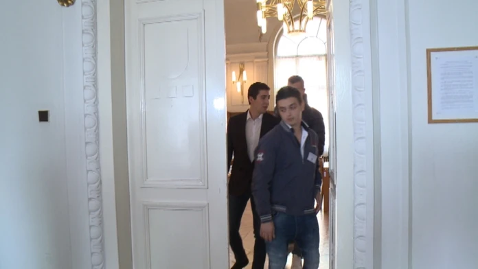Hokejisti sa postavili pred súd