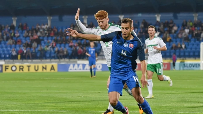 Dávid Hancko sa teší zo zásahu v pohári proti Podbrezovej.