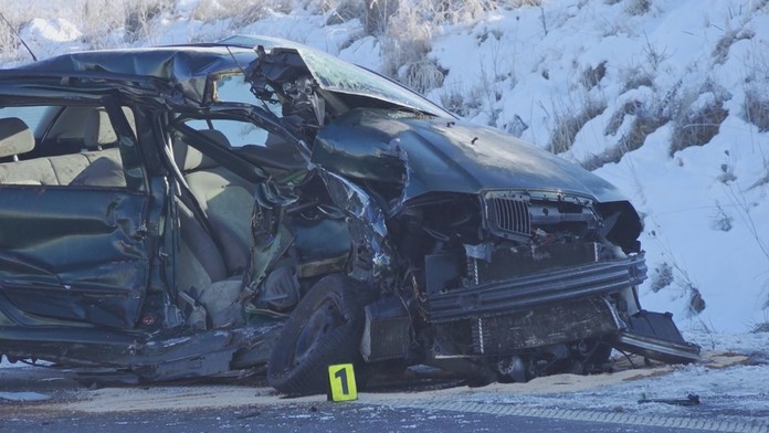 Zdemolované auto po nehode.