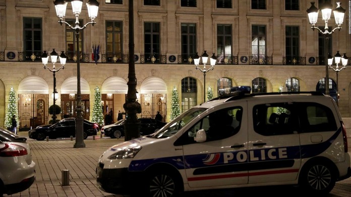 Krádež v hoteli Ritz v Paríži