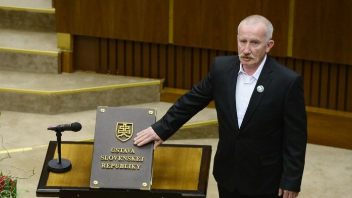 Poslanec Stanislav Mizík.