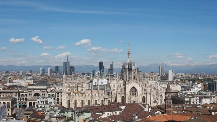 Miláno.
