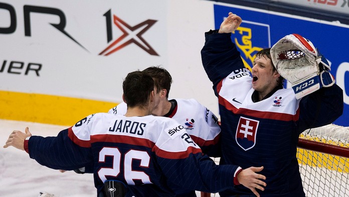 Slovenská bronzová radosť. Zľava: Christián Jaroš, Martin Réway, Denis Godla