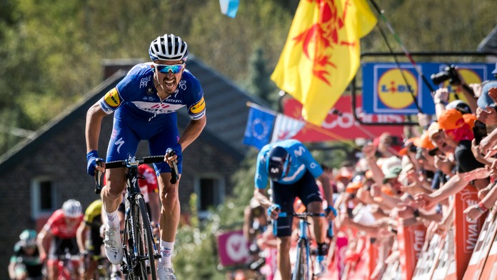 Francúzsky cyklista Julian Alaphilippe z tímu Quick-Stepu zvíťazil na 82. ročníku belgickej klasiky Valónsky šíp.