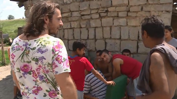 Andrej žil rok dobrovoľne v osade