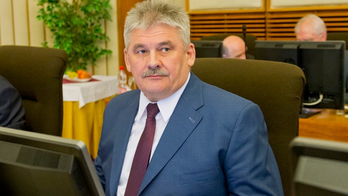 Minister práce, sociálnych vecí a rodiny Ján Richter.
