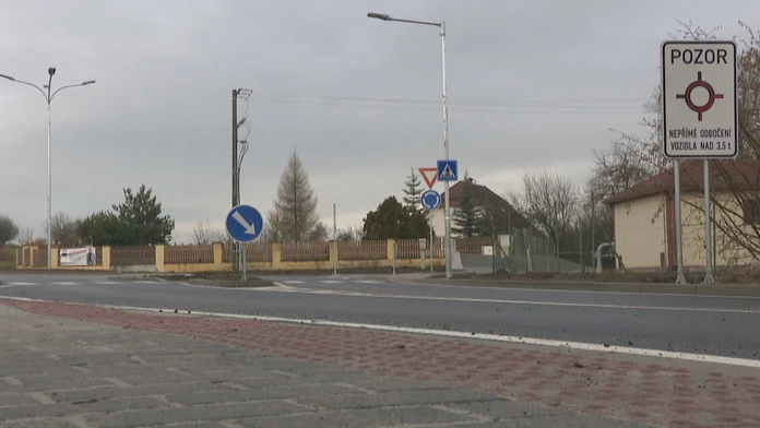 Česko sa zabáva na kurióznej značke. Okrem vodičov sú zmätení aj experti