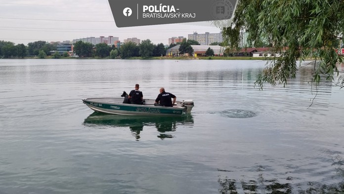 Polícia našla utopeného muža v bratislavskom Draždiaku