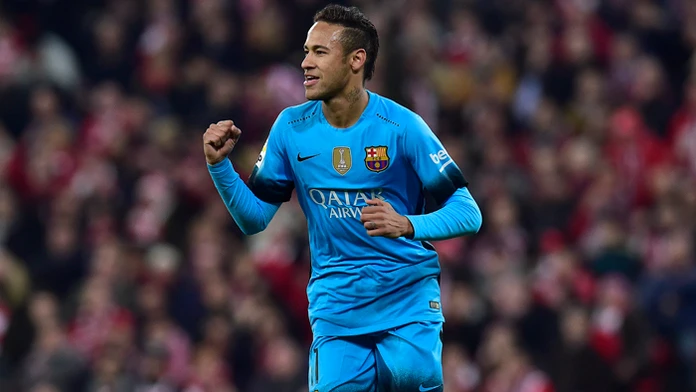 Hráč FC Barcelona Neymar oslavuje svoj gól v zápase štvrťfinále Kráľovského pohára.