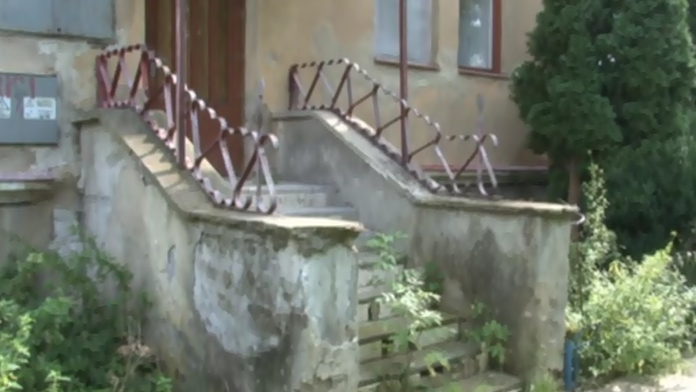 škola svidník.png