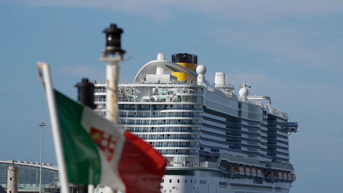 Na výletnej lodi v Taliansku uviazli pre koronavírus turisti