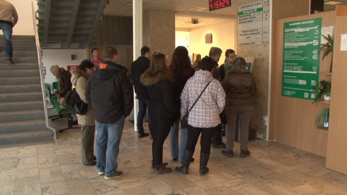 Klientské centrá skolabovali