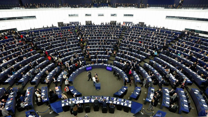 Poslanci v Európskom parlamente.