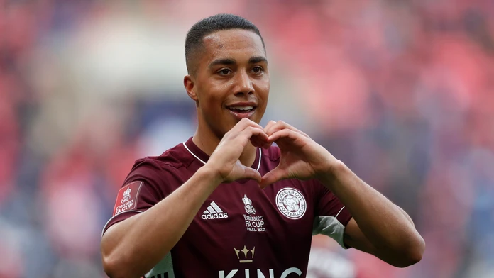Hráč Leicesteru Youri Tielemans.