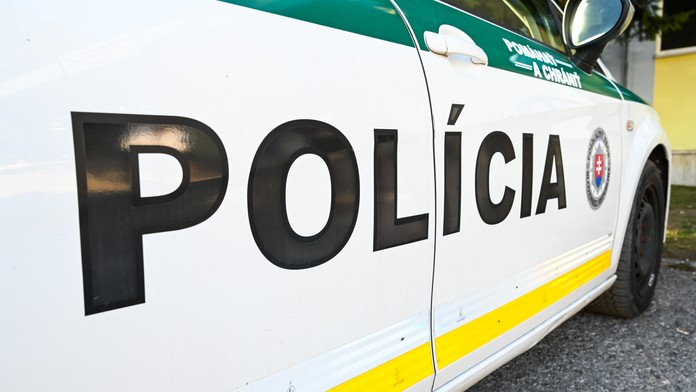 Tragická nehoda na východe Slovenska. Zraneniam podľahol mladý motorkár