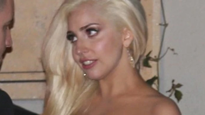 gaga.jpg