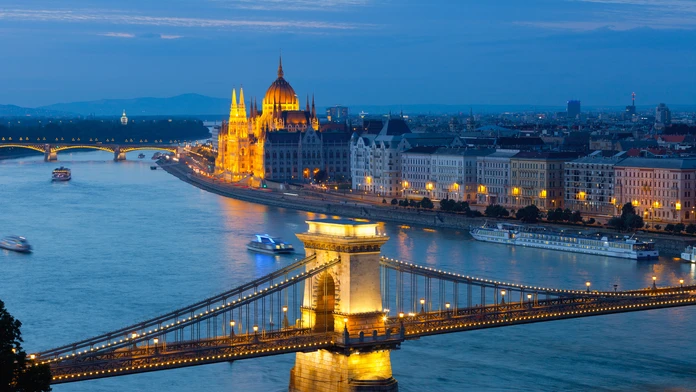 Budapešť.