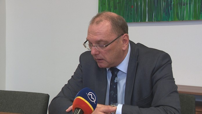 Hayal Köseoglu, Caner Sahin