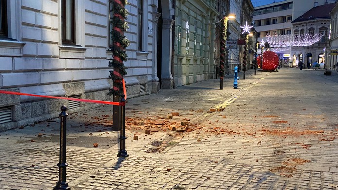 Archívny záber zo zemetrasenia v Chorvátsku.