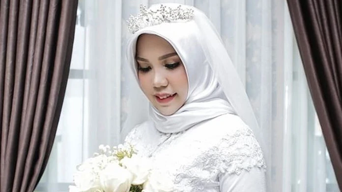 Intan Syari 