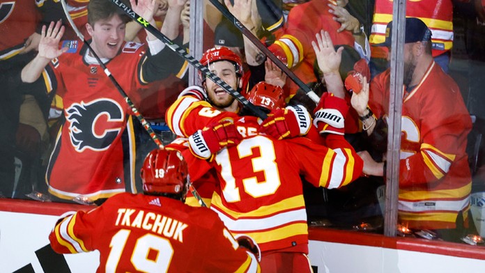 Calgary zdolalo Dallas 3:2 po predĺžení.