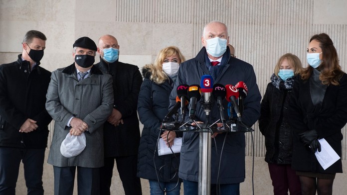 Desaťtisíce farmárov obsadili Červenú pevnosť v Naí Dillí.